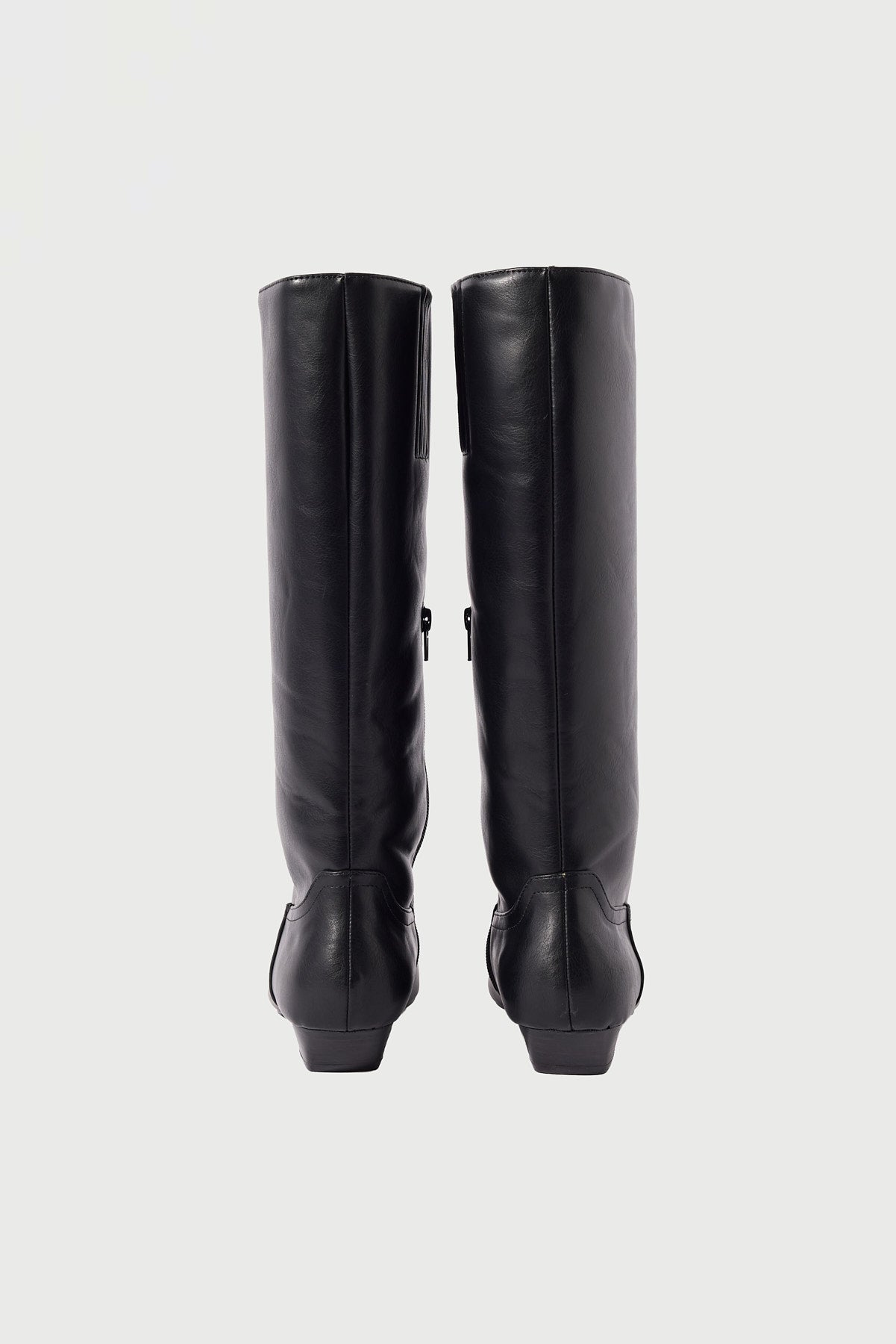 Therapy Xavier BLACK SMOOTH PU