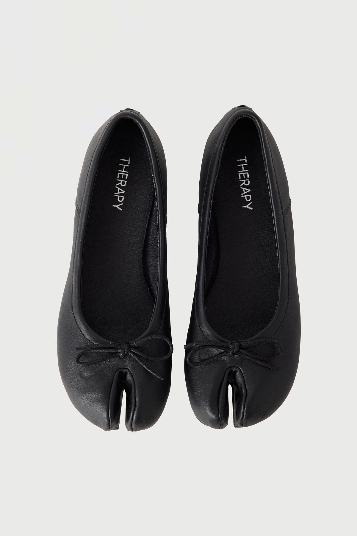 Therapy HOSHI TABI BLACK SMOOTH PU