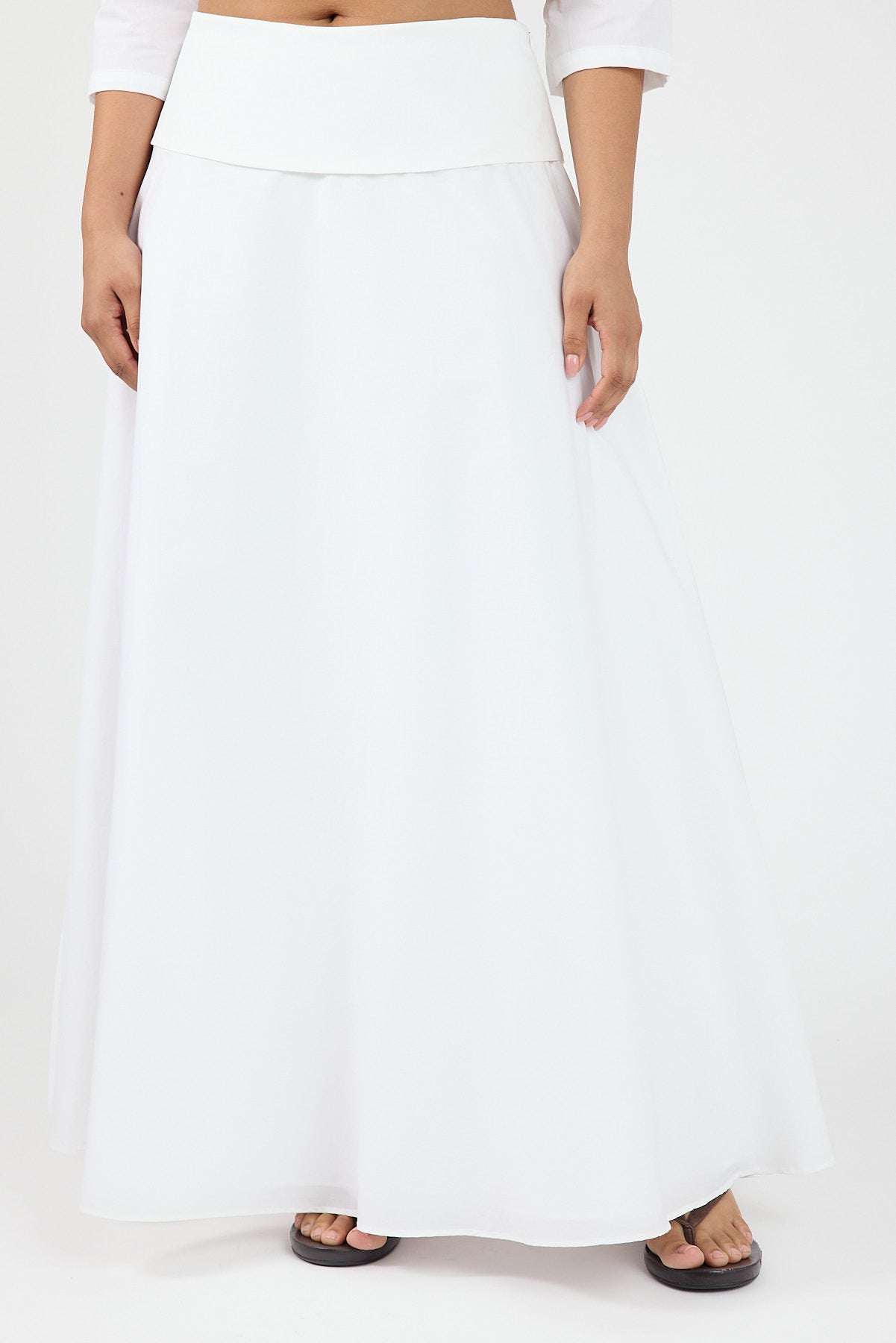Perfect Stranger Vivienne Maxi Skirt White