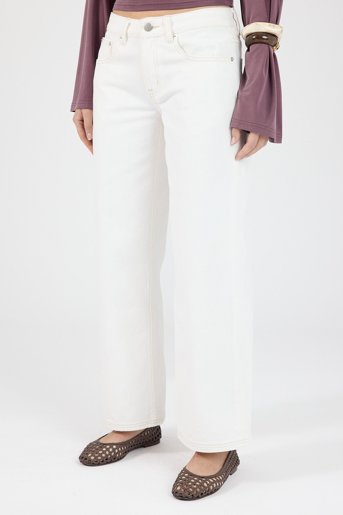 Perfect Stranger Petite Low Rise Baggy Jean Off White