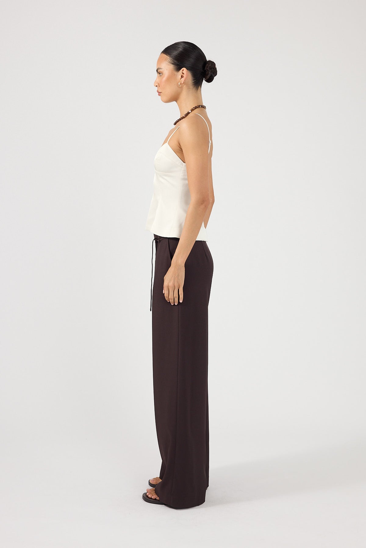Perfect Stranger Sol Mid Rise Pant Dark Brown