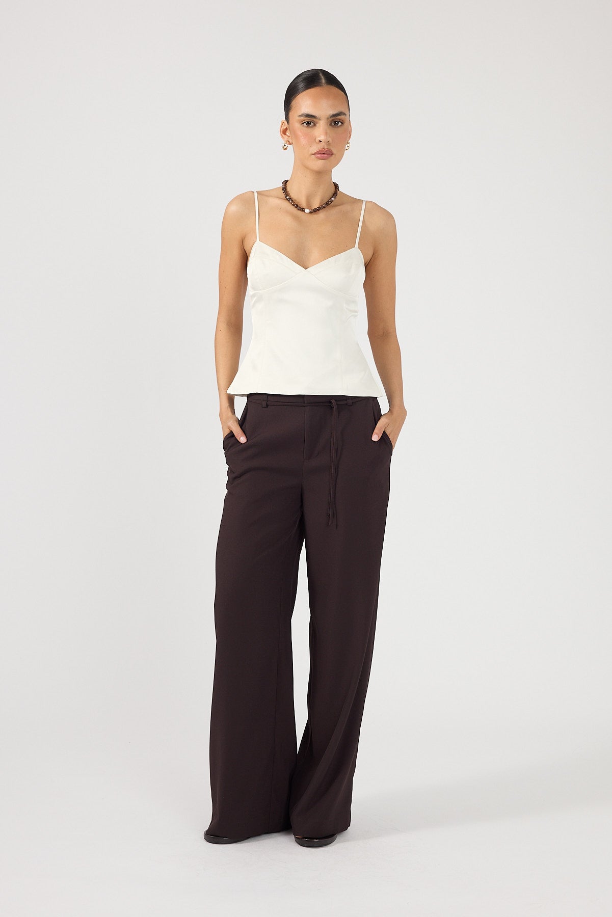 Perfect Stranger Sol Mid Rise Pant Dark Brown