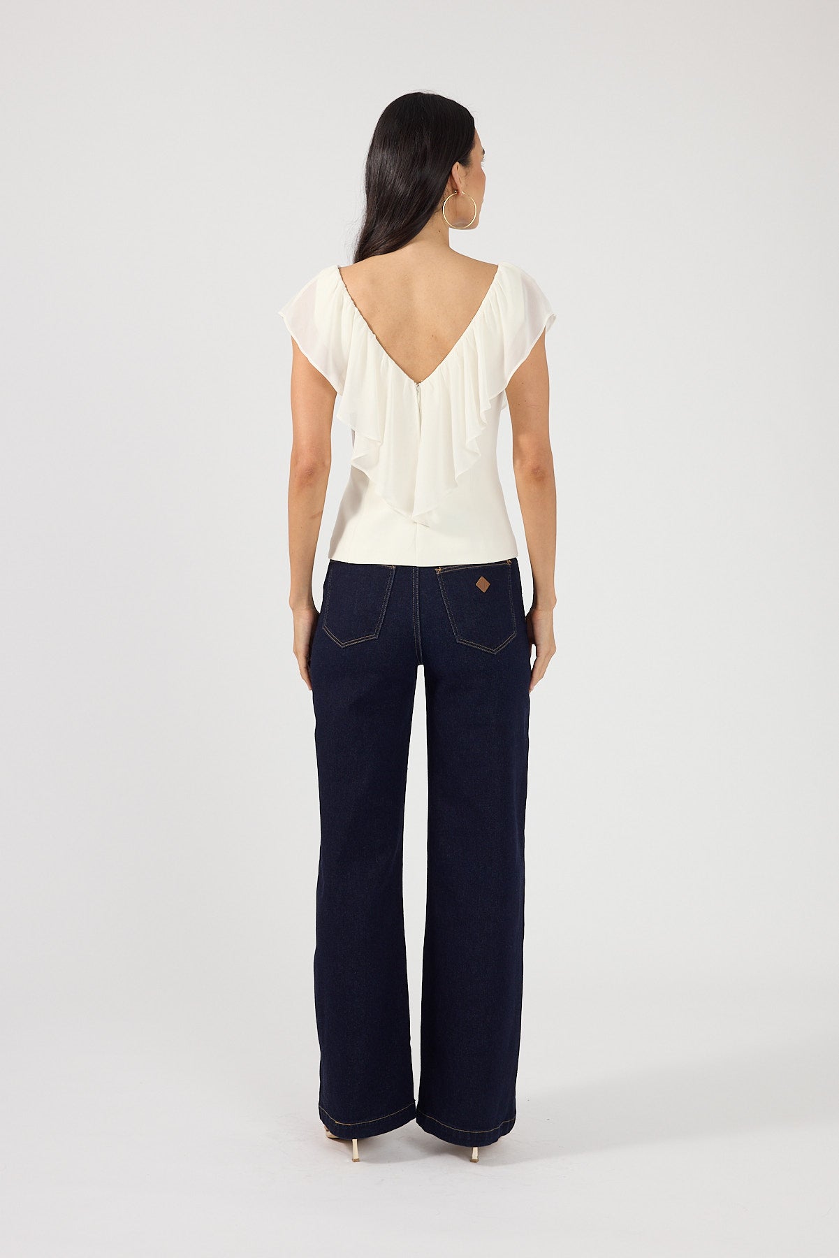 Perfect Stranger Arlo Chiffon V Neck Top Cream