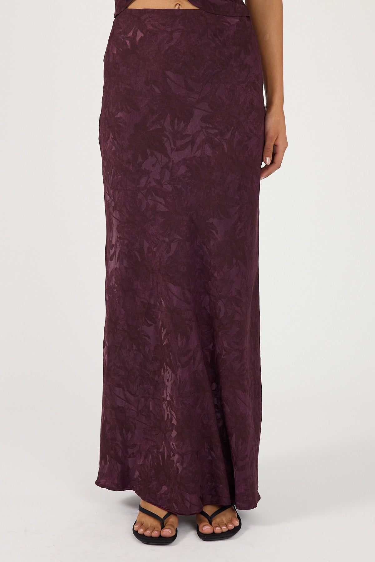 Perfect Stranger Ruelle Jacquard Maxi Skirt Plum