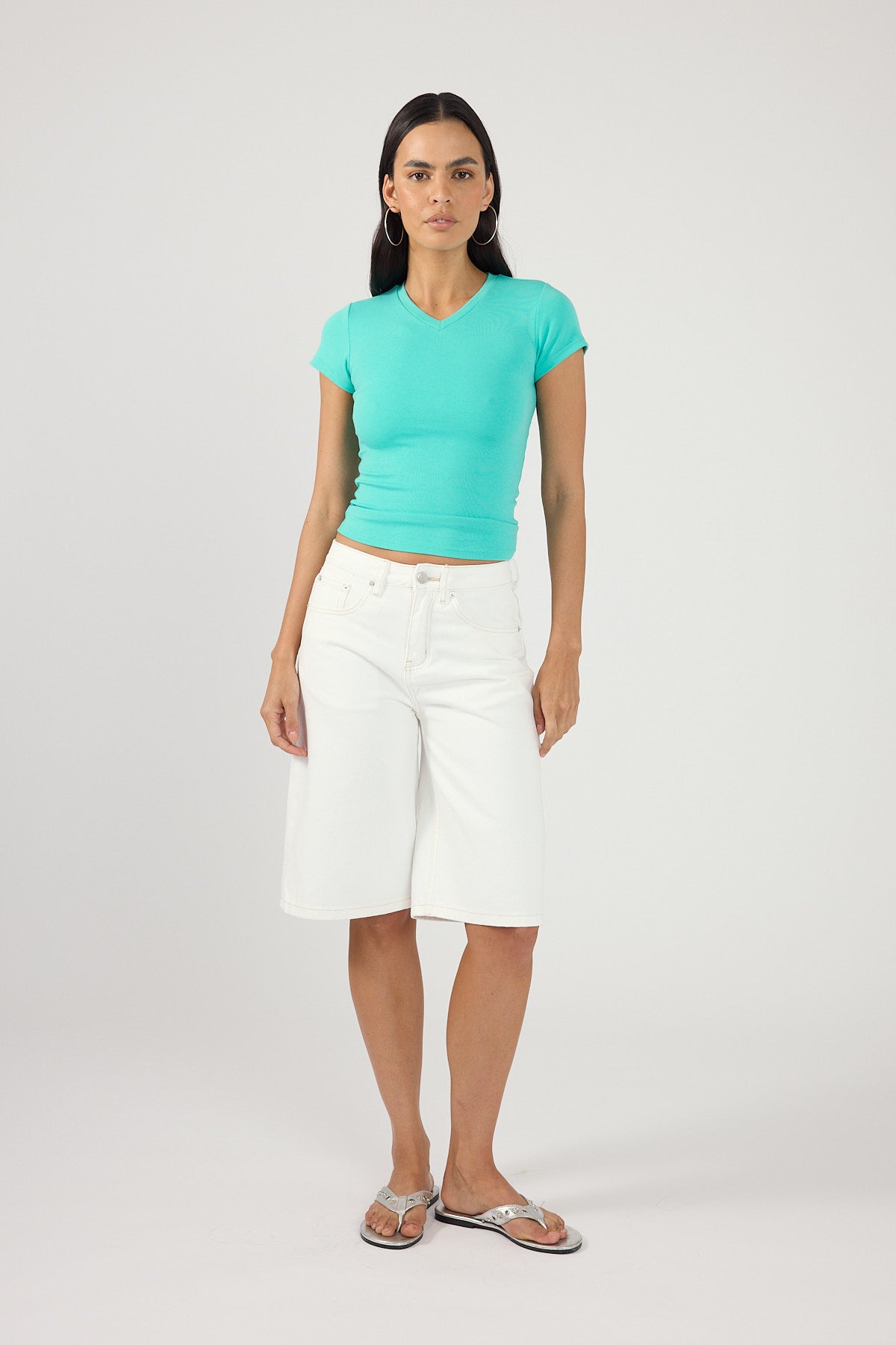Perfect Stranger Longline V-neck T-shirt Green