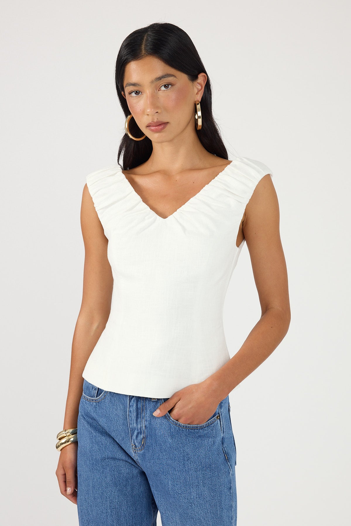 Perfect Stranger Adley Linen Top White