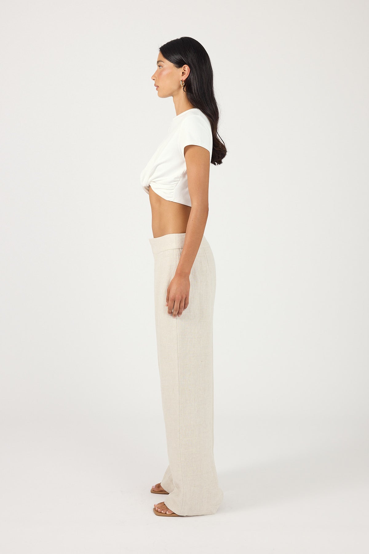 Perfect Stranger Yuri Cropped T-shirt White