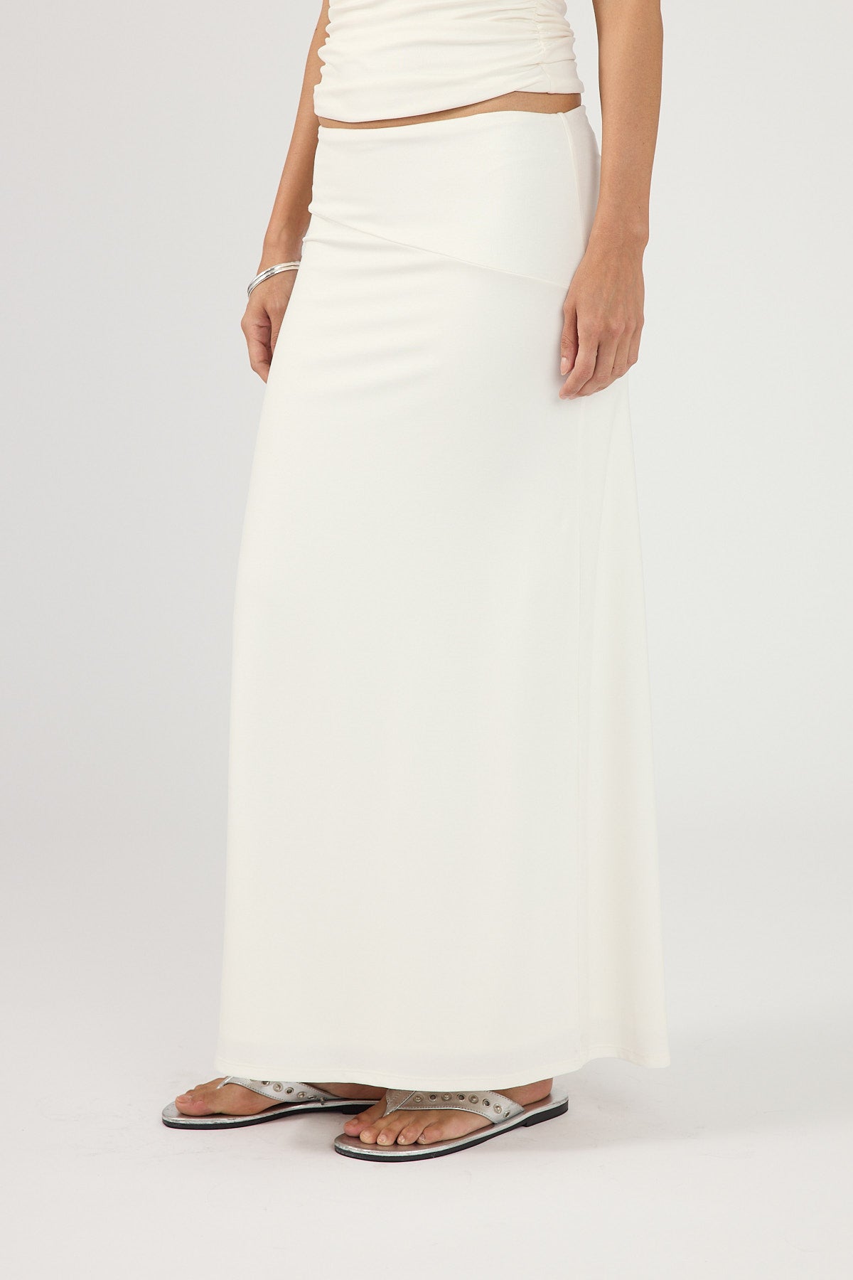 Perfect Stranger Ainzley Maxi Skirt White